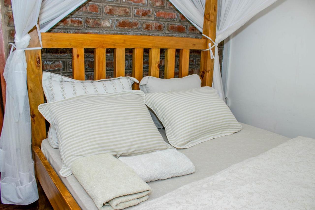 Blue Elephant Villas Аруша Екстер'єр фото