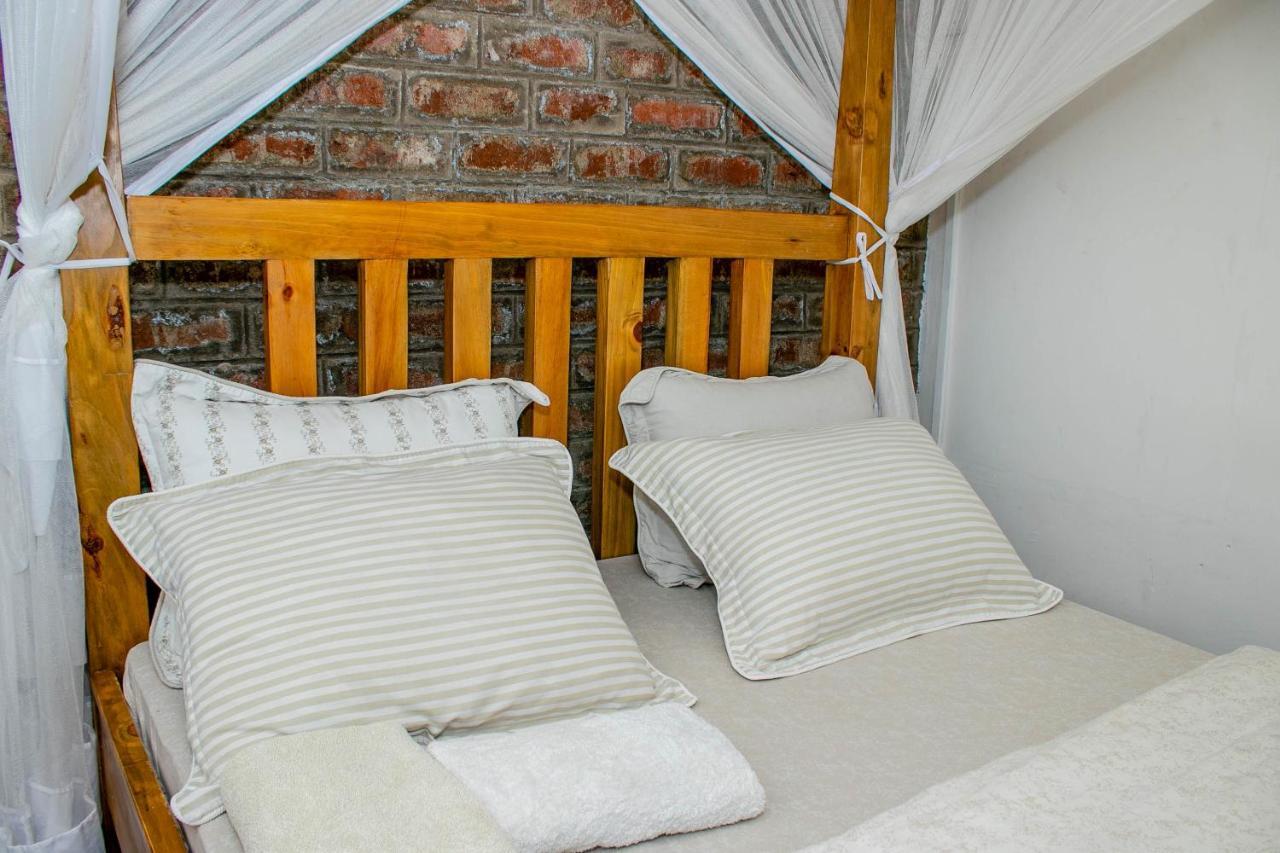 Blue Elephant Villas Аруша Екстер'єр фото