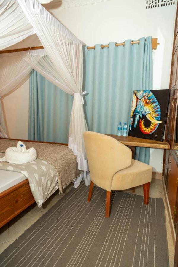 Blue Elephant Villas Аруша Екстер'єр фото