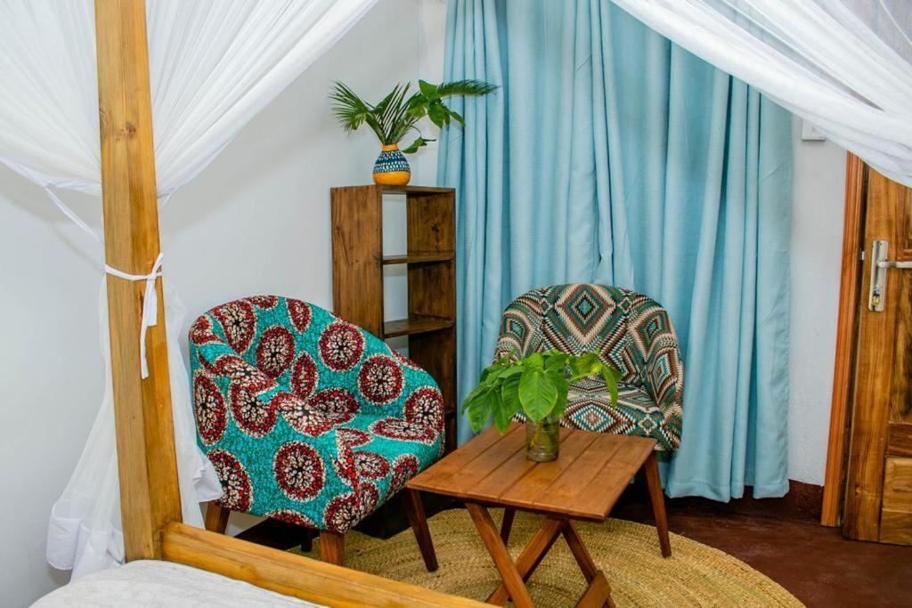 Blue Elephant Villas Аруша Екстер'єр фото